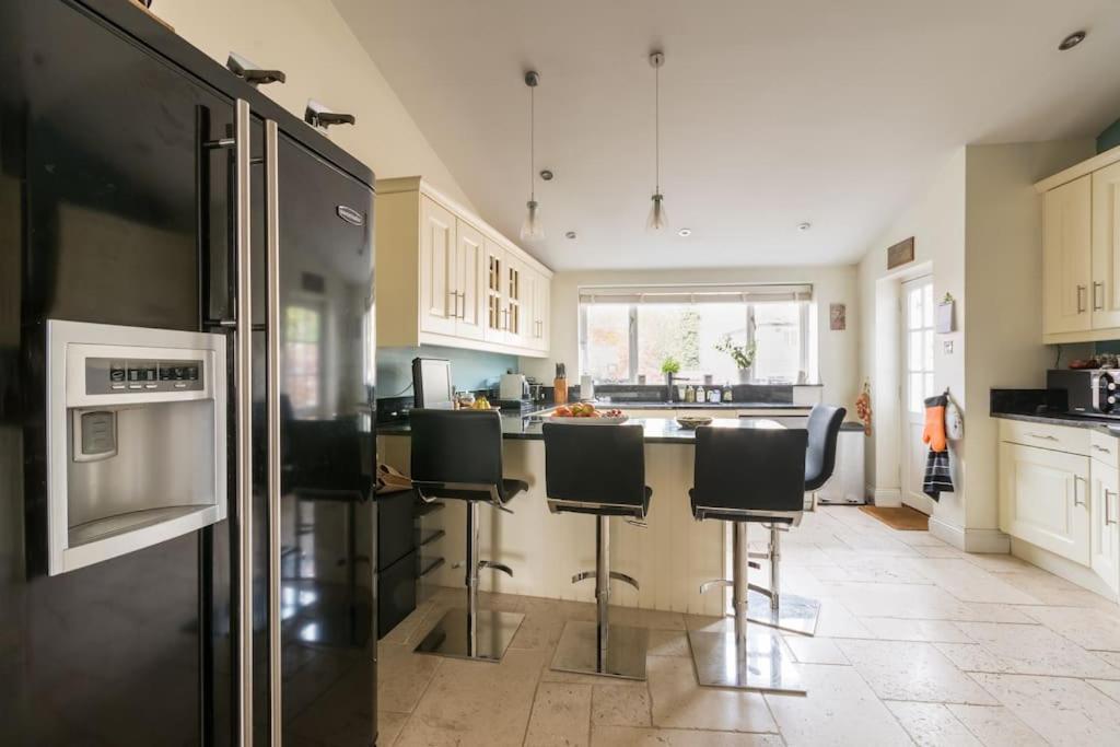Four Bedroom Townhouse In Famous Suffolks Area Челтенхам Экстерьер фото